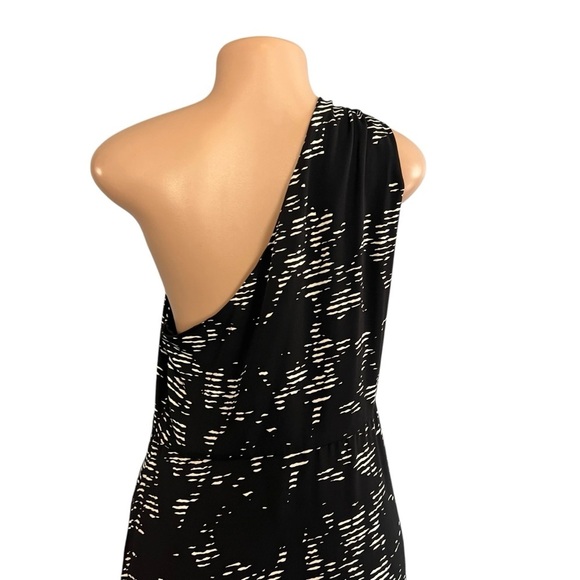 H By Halston Black & White One Shoulder Maxi Dress - Picture 6 of 8